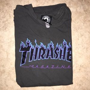 L Grey Thrasher tshirt